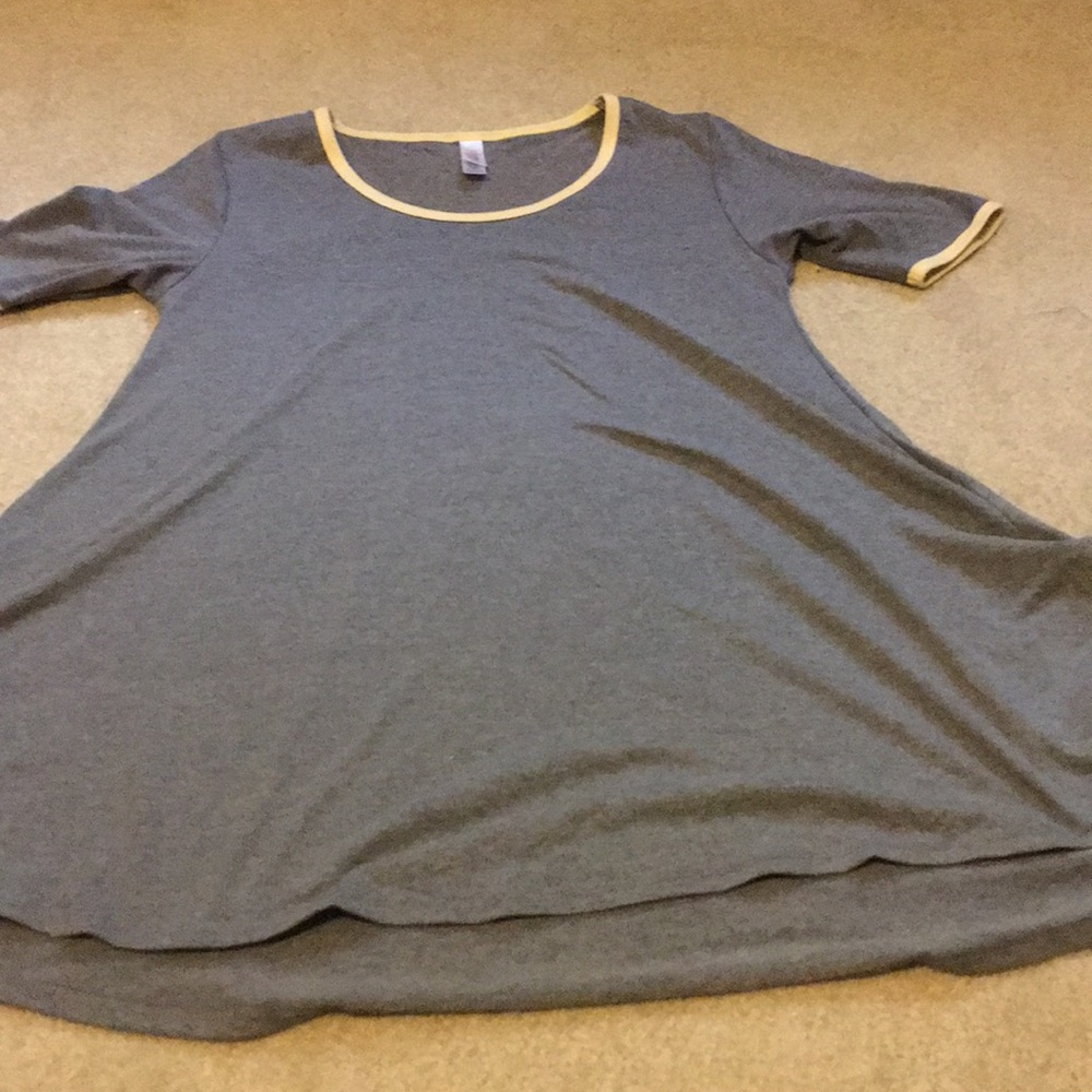 LuLaRoe perfect t